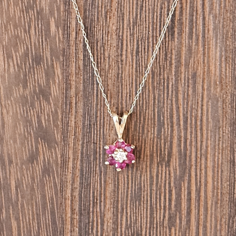 Vintage Dainty 14k 585 Gold Necklace Pink Ruby Diamond Flower Pendant 18" - Picture 6 of 8